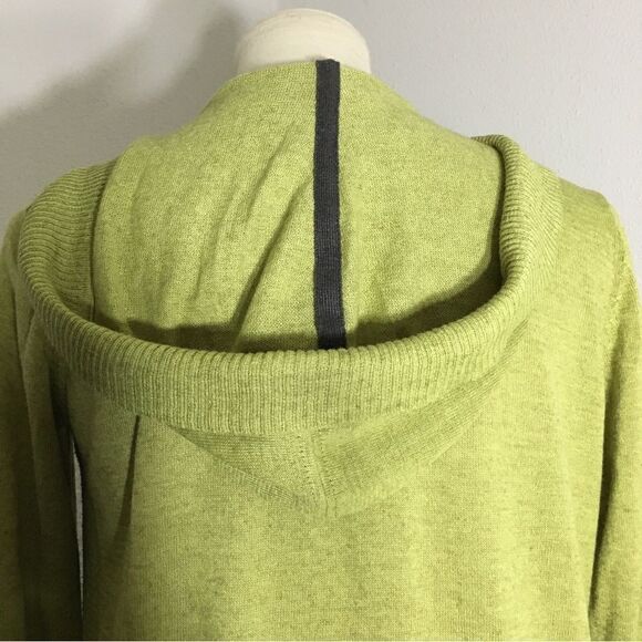 Cabi
Green Hooded Cardigan Style #282 Size Small - Picture 11 of 13